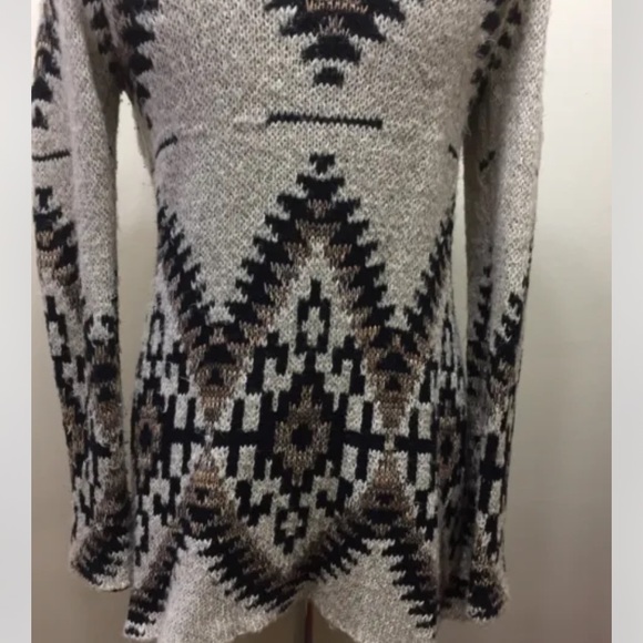 Sun & Shadow Women Sweater Coat Overpiece  Tribal Print Cream Brown XS - Picture 7 of 11